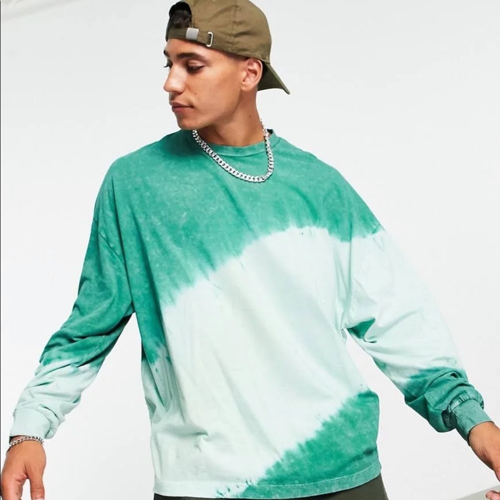 Green green tie dye